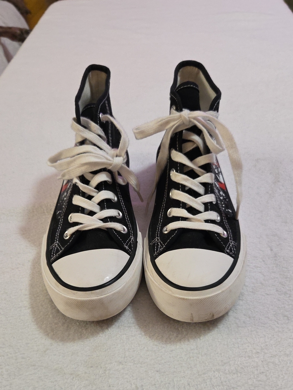 CKN NIGHTTIME MY TIME SKULL AND ROSE SNEAKERS